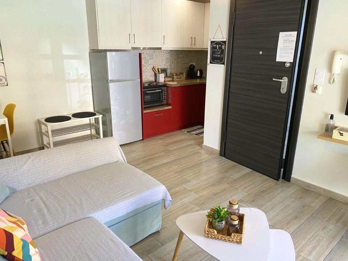 Myrsini'S Apartment Néa Péramos Eksteriør bilde