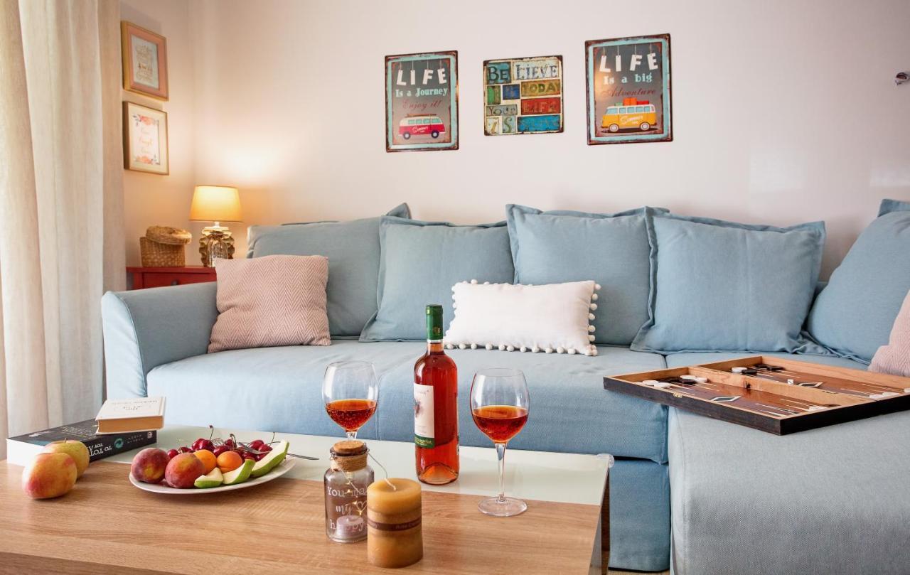 Myrsini'S Apartment Néa Péramos Eksteriør bilde