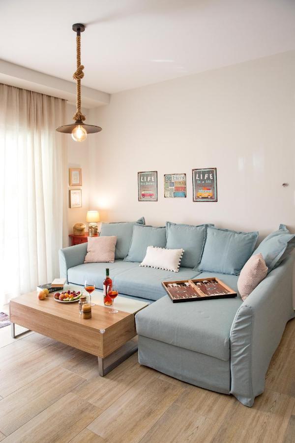 Myrsini'S Apartment Néa Péramos Eksteriør bilde
